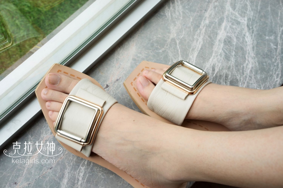 克拉女神南韩嫩模宋智珍 《校花美足》语录