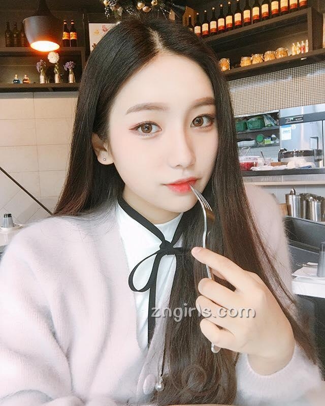 韩国法学系正妹李惠珍 虽然不是偶像却很得民心