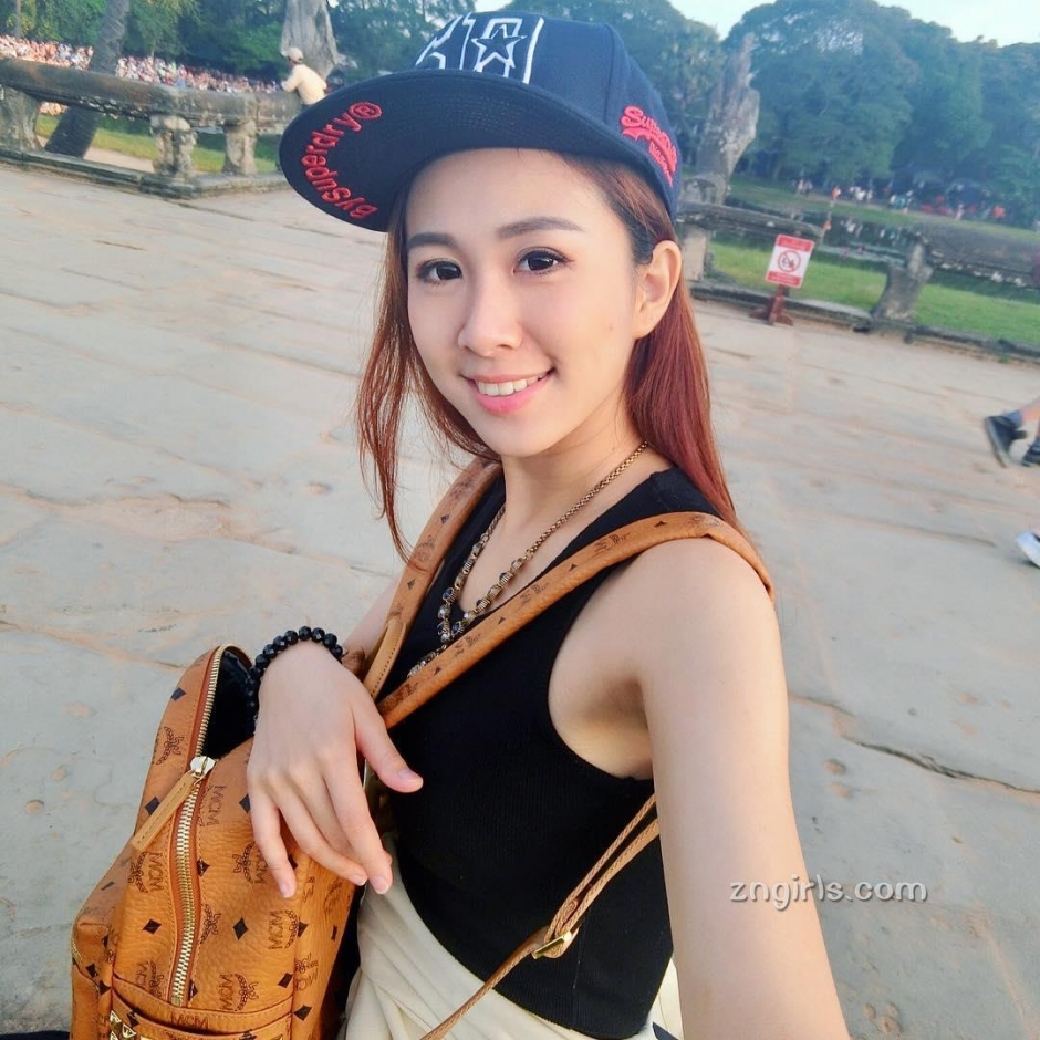 清纯美女Christine Pang私房自拍美照