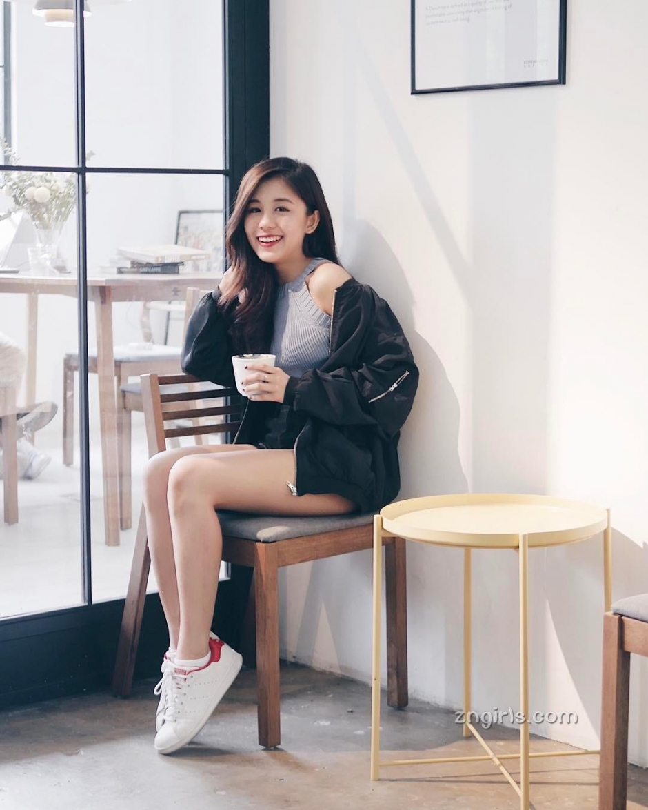 大马美女Kelly Tan清纯私房照笑容迷人