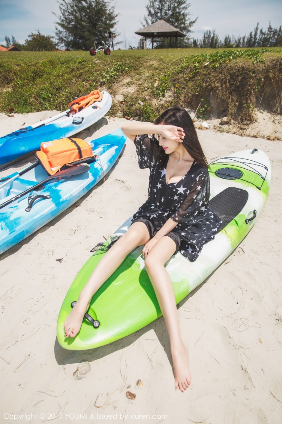 美女模特尤美Yumi旅拍写真比基尼诱惑