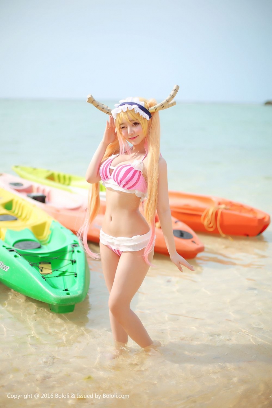 波萝社柳侑绮海边性感写真比基尼诱惑