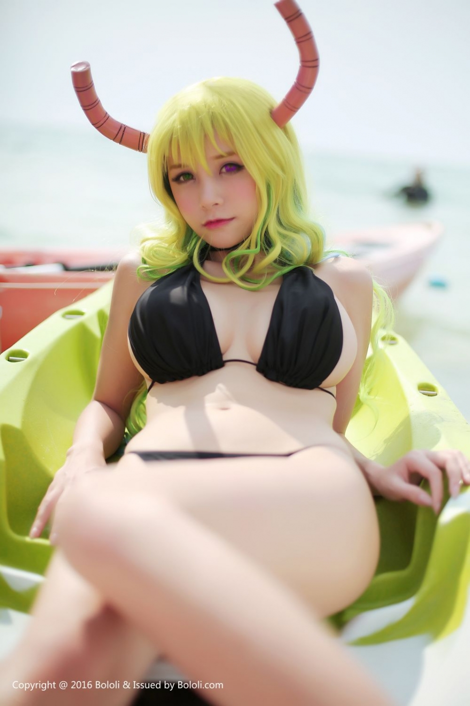 波萝社柳侑绮海边性感写真比基尼诱惑