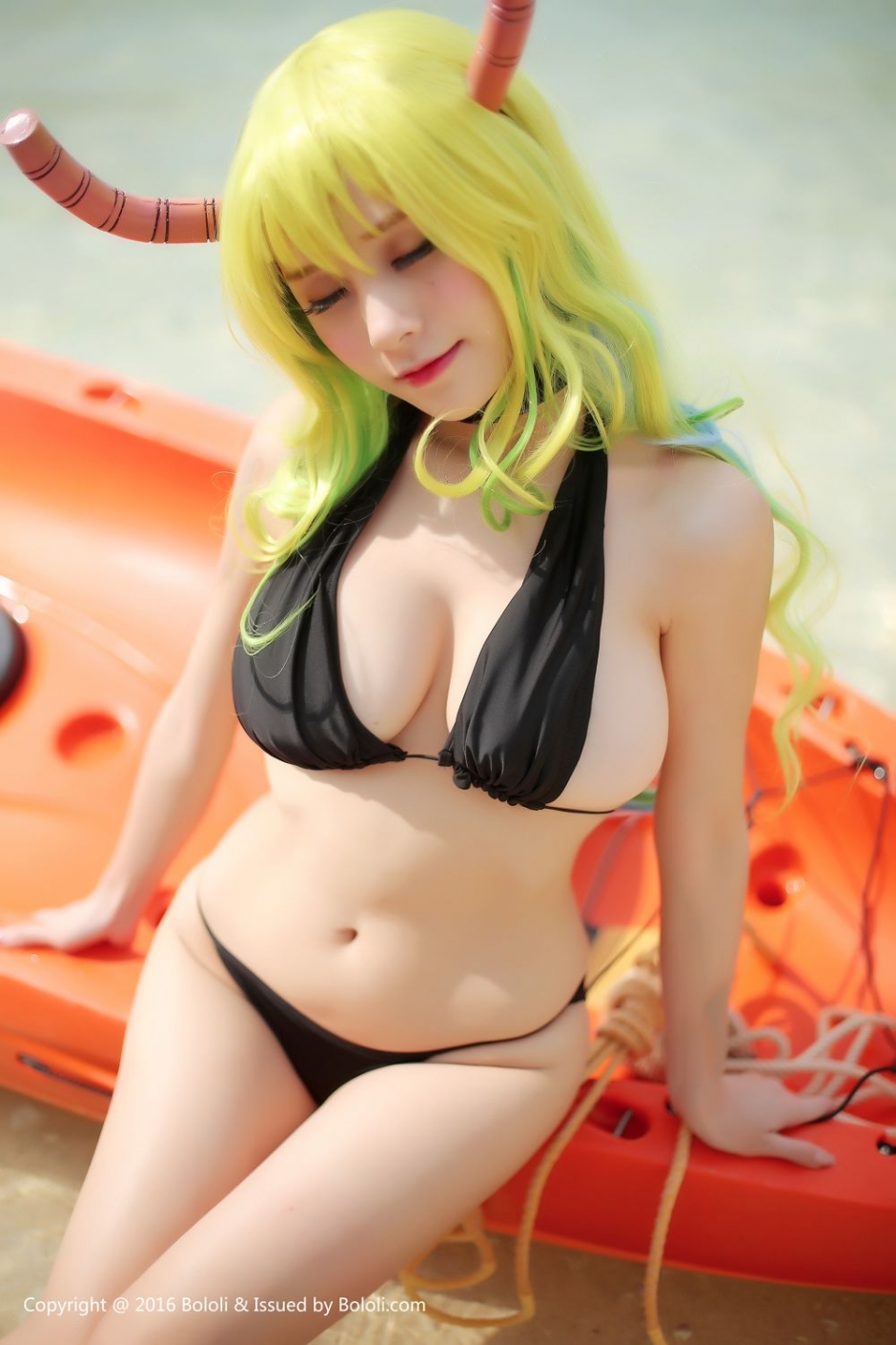 波萝社柳侑绮海边性感写真比基尼诱惑