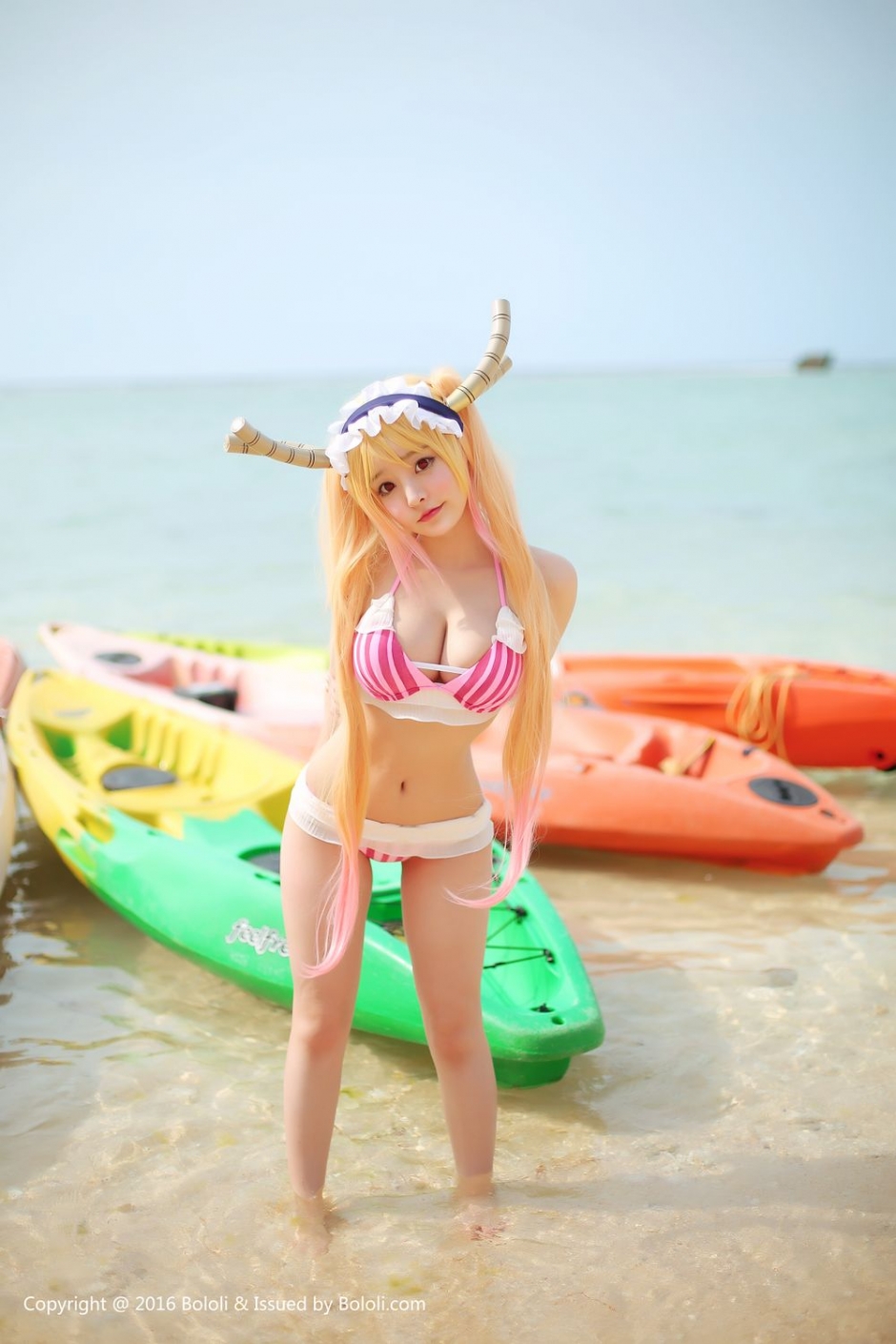 波萝社柳侑绮海边性感写真比基尼诱惑