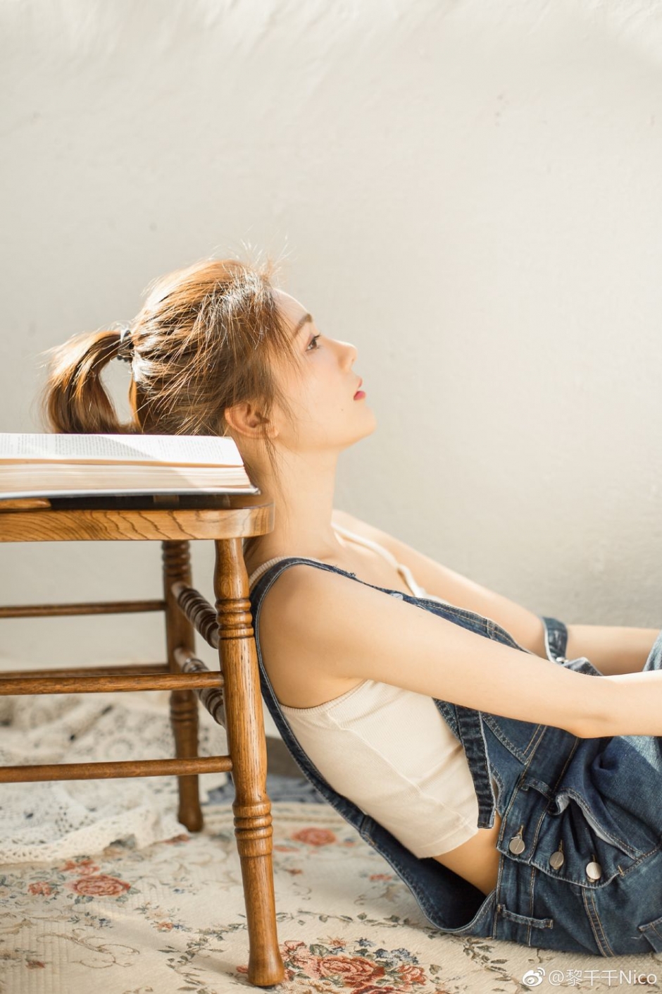 白嫩少女黎千千微博清纯写真