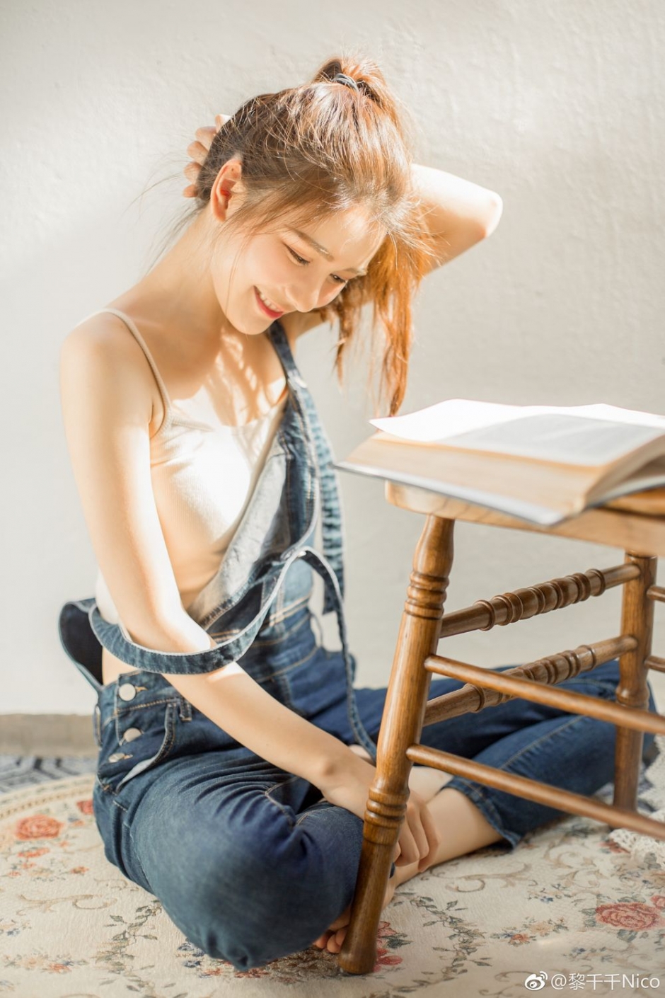 白嫩少女黎千千微博清纯写真