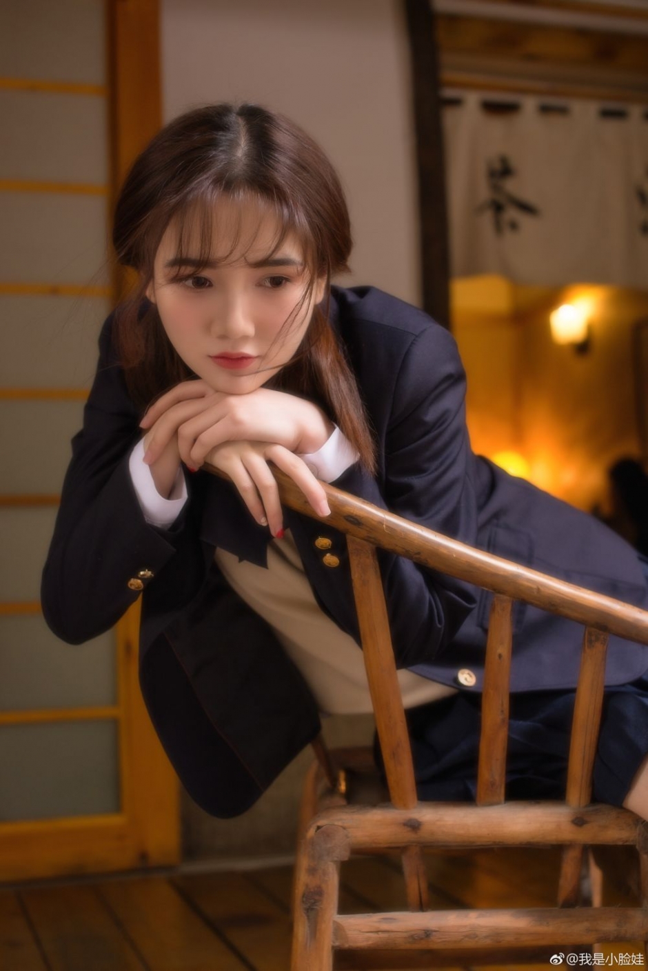 白嫩少女黎千千微博清纯写真