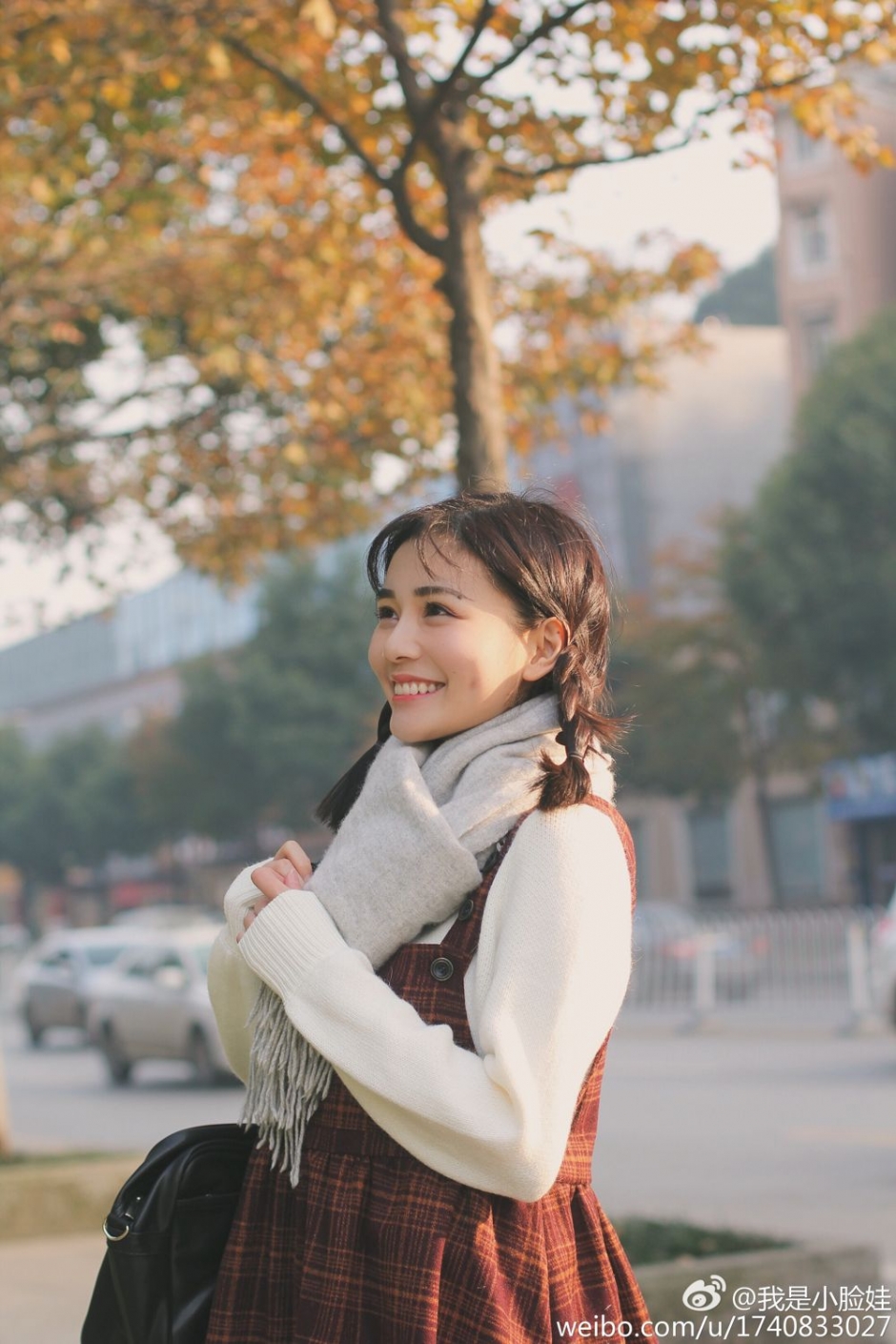 白嫩少女黎千千微博清纯写真