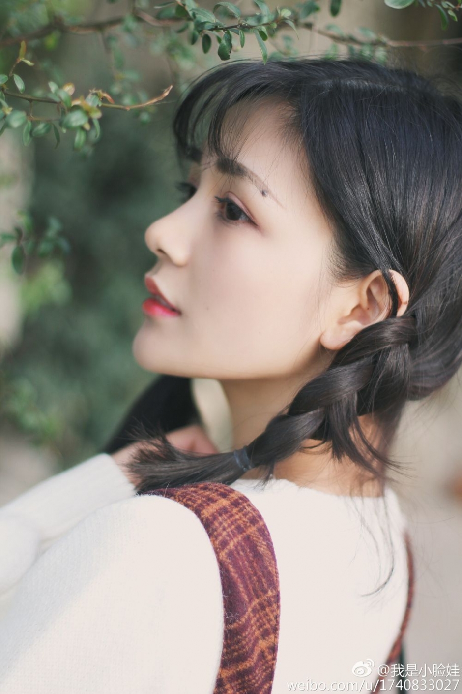 白嫩少女黎千千微博清纯写真
