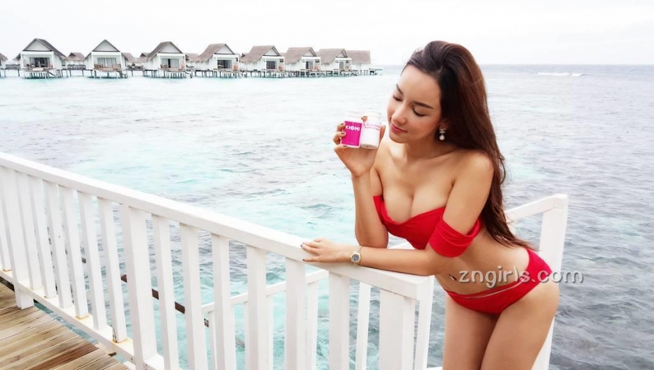 泰国女神Kratai Tadsika比基尼私房照