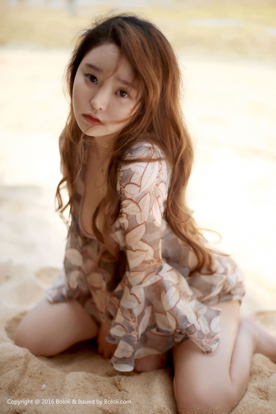 波萝社嫩模柳侑绮海边性感写真诱惑迷人