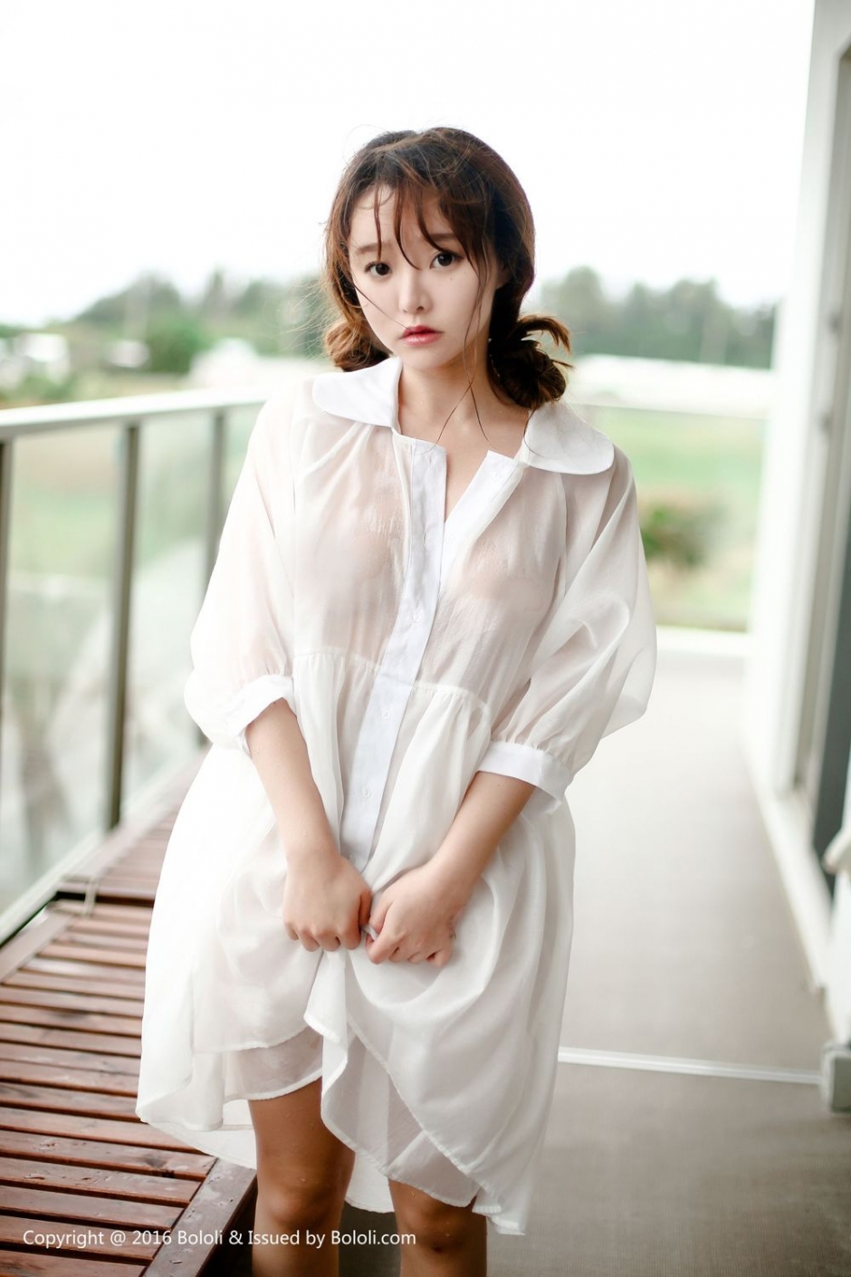 波萝社嫩模柳侑绮海边性感写真诱惑迷人