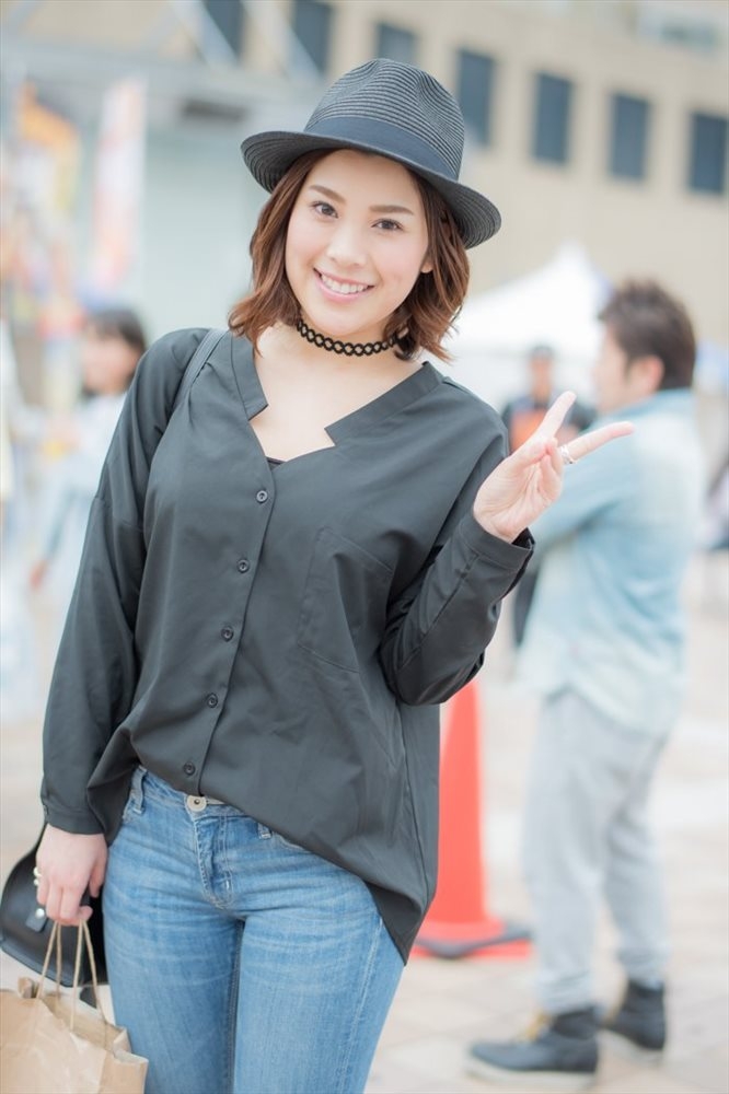 日本美女内田瑞穗内衣性感写真丰满诱人