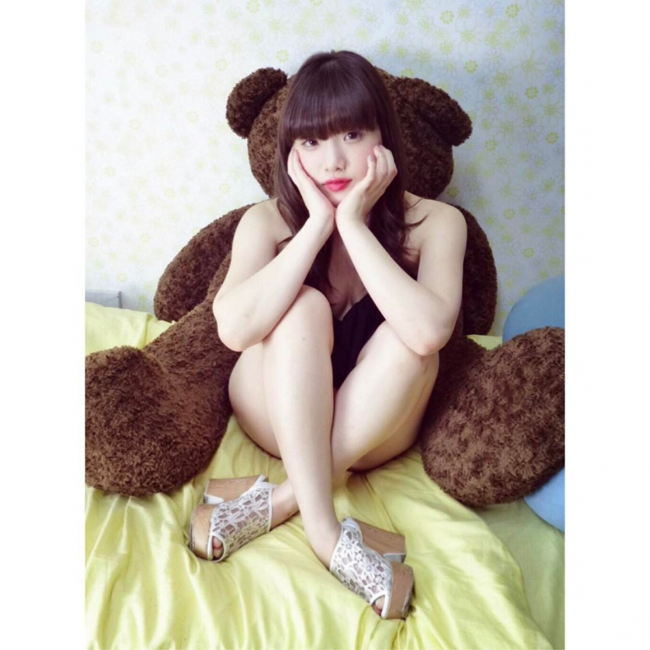 美女萝莉满川晴月清纯私房照