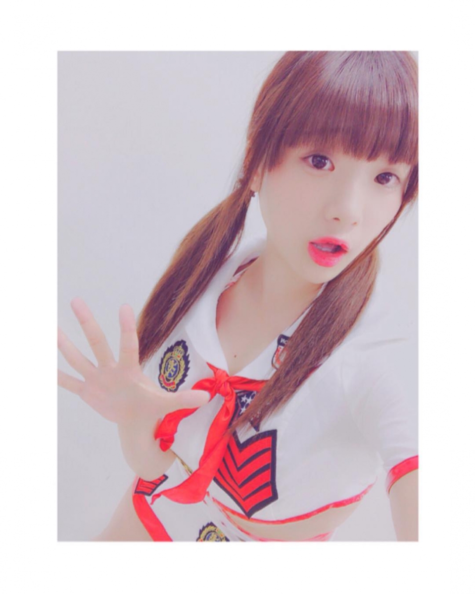 美女萝莉满川晴月清纯私房照