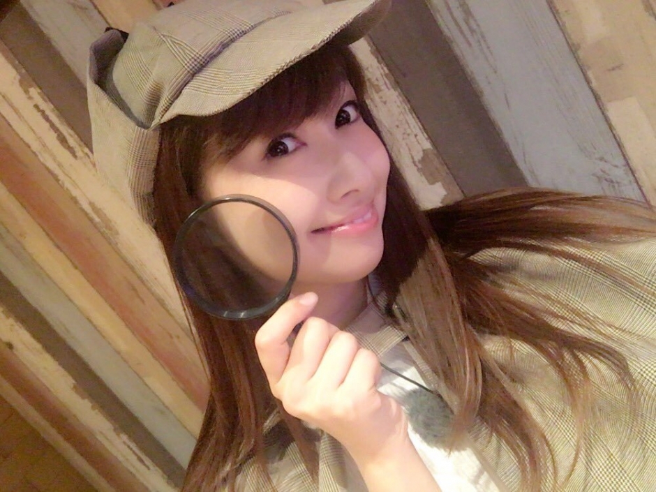 日本美女御姐成美清纯私房照