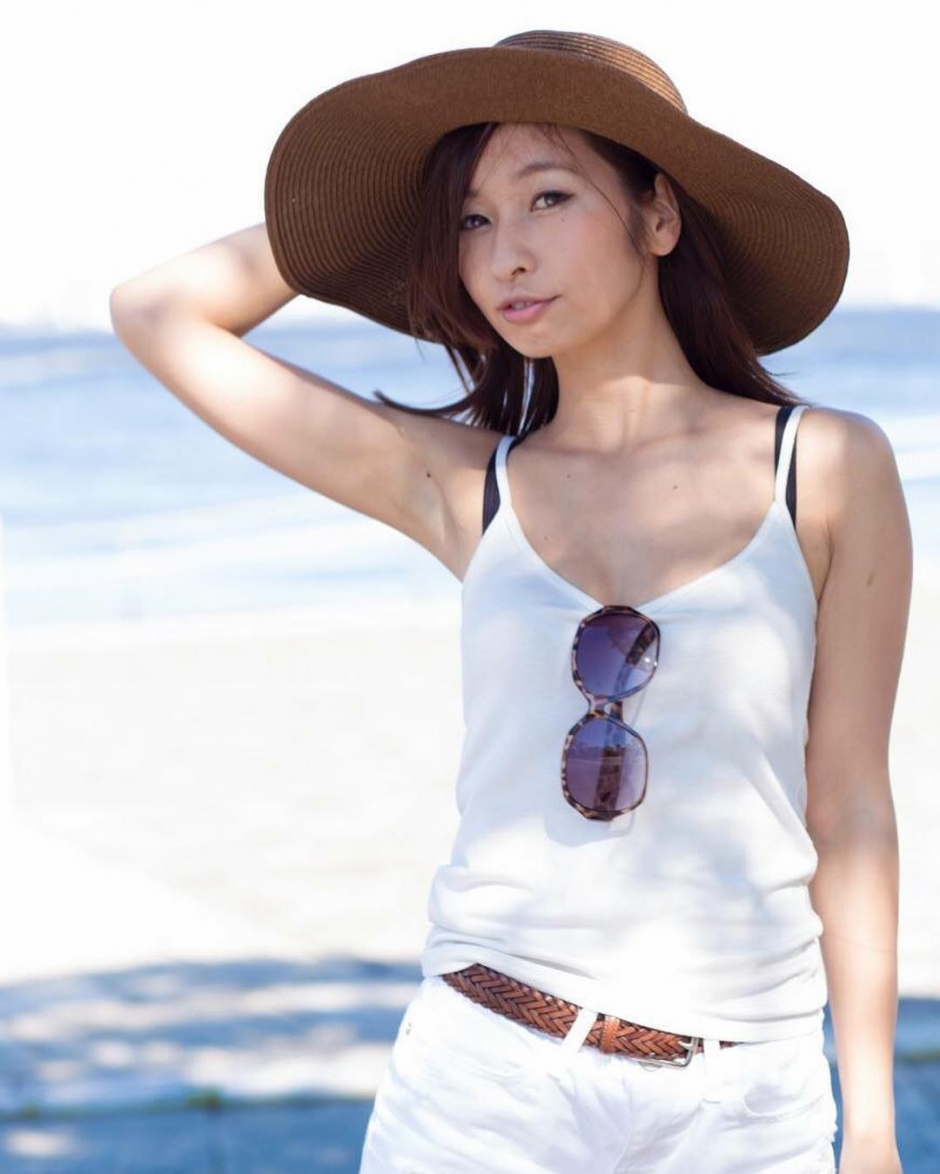 日本美女西岛未来内衣私房写真