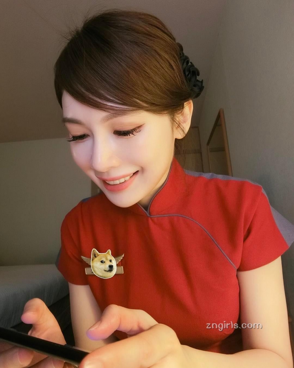 美女空姐Yu Ting Chen比基尼自拍性感迷人