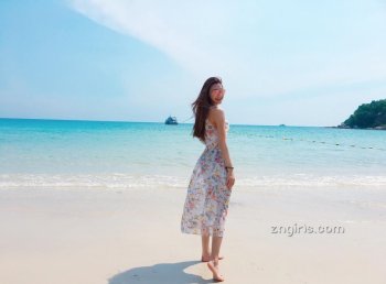 台湾美女校花郑安文比基尼私房照性感迷人