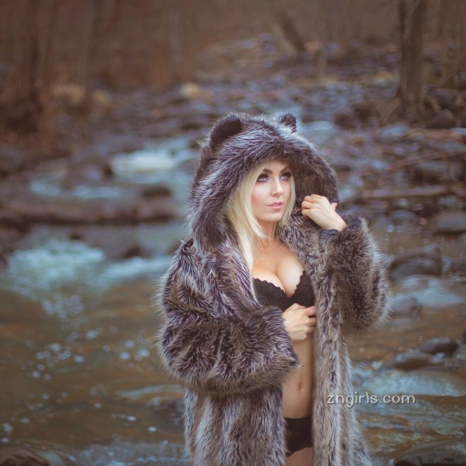 cosplay美女Jessica Nigri性感写真图片