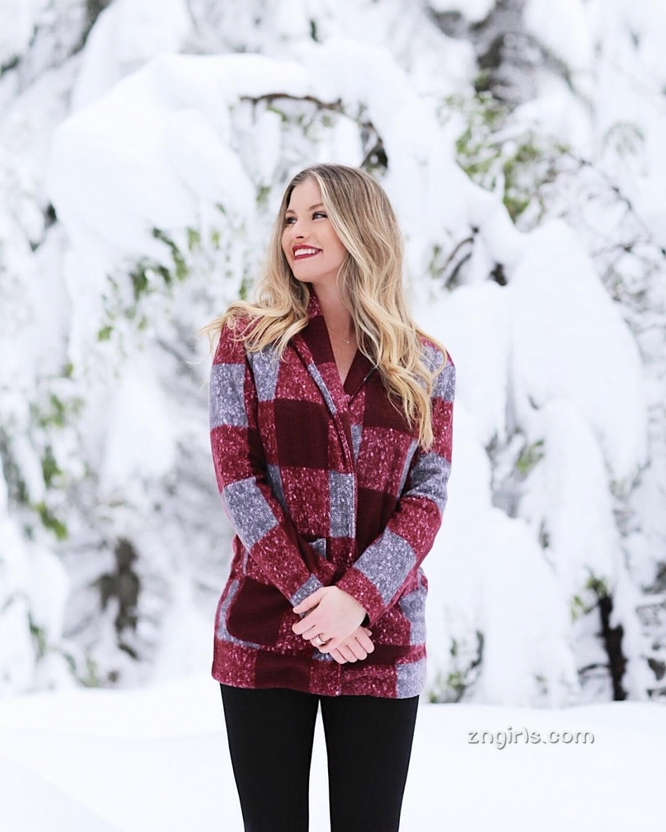 外国美女Carly Lauren性感比基尼写真