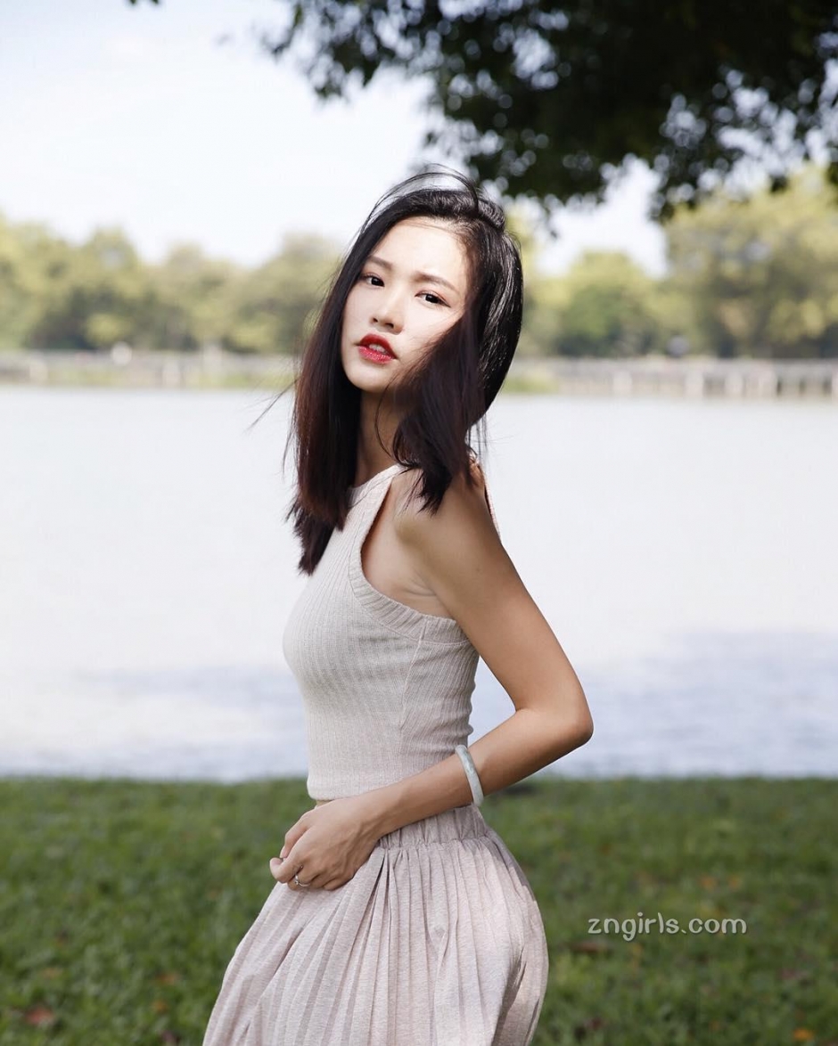 美女模特赵雨晴私房写真清纯迷人