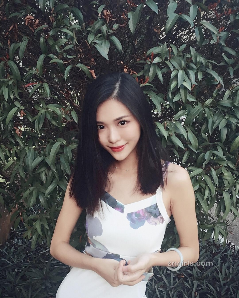 美女模特赵雨晴私房写真清纯迷人