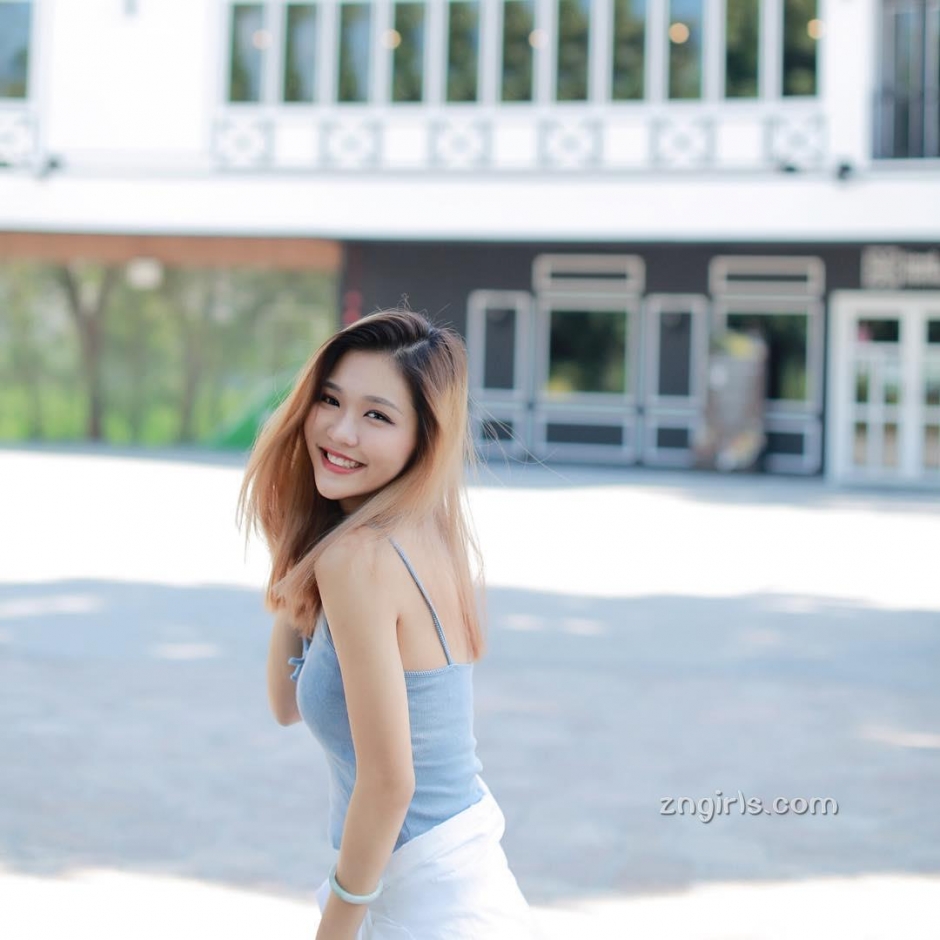 美女模特赵雨晴私房写真清纯迷人