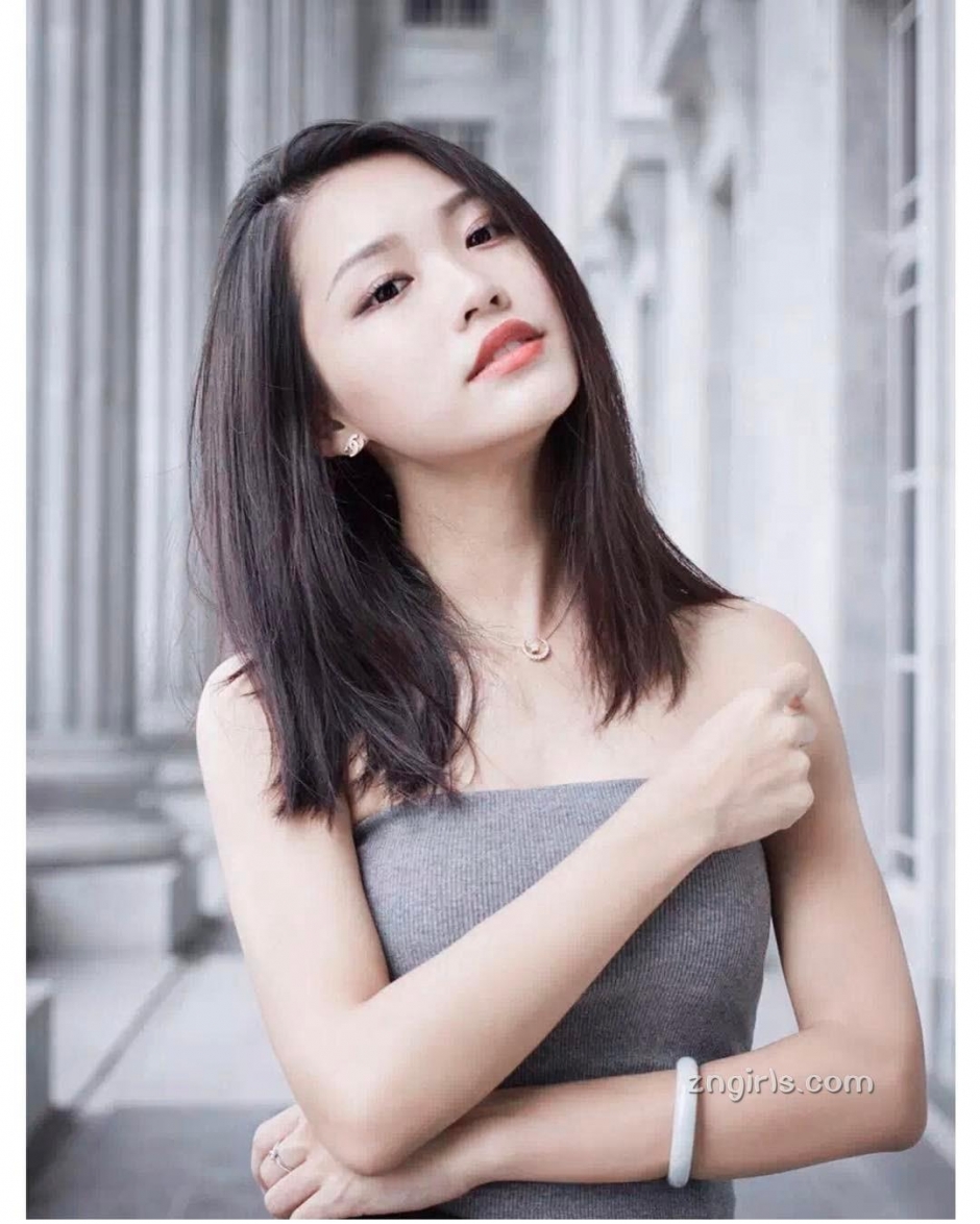 美女模特赵雨晴私房写真清纯迷人