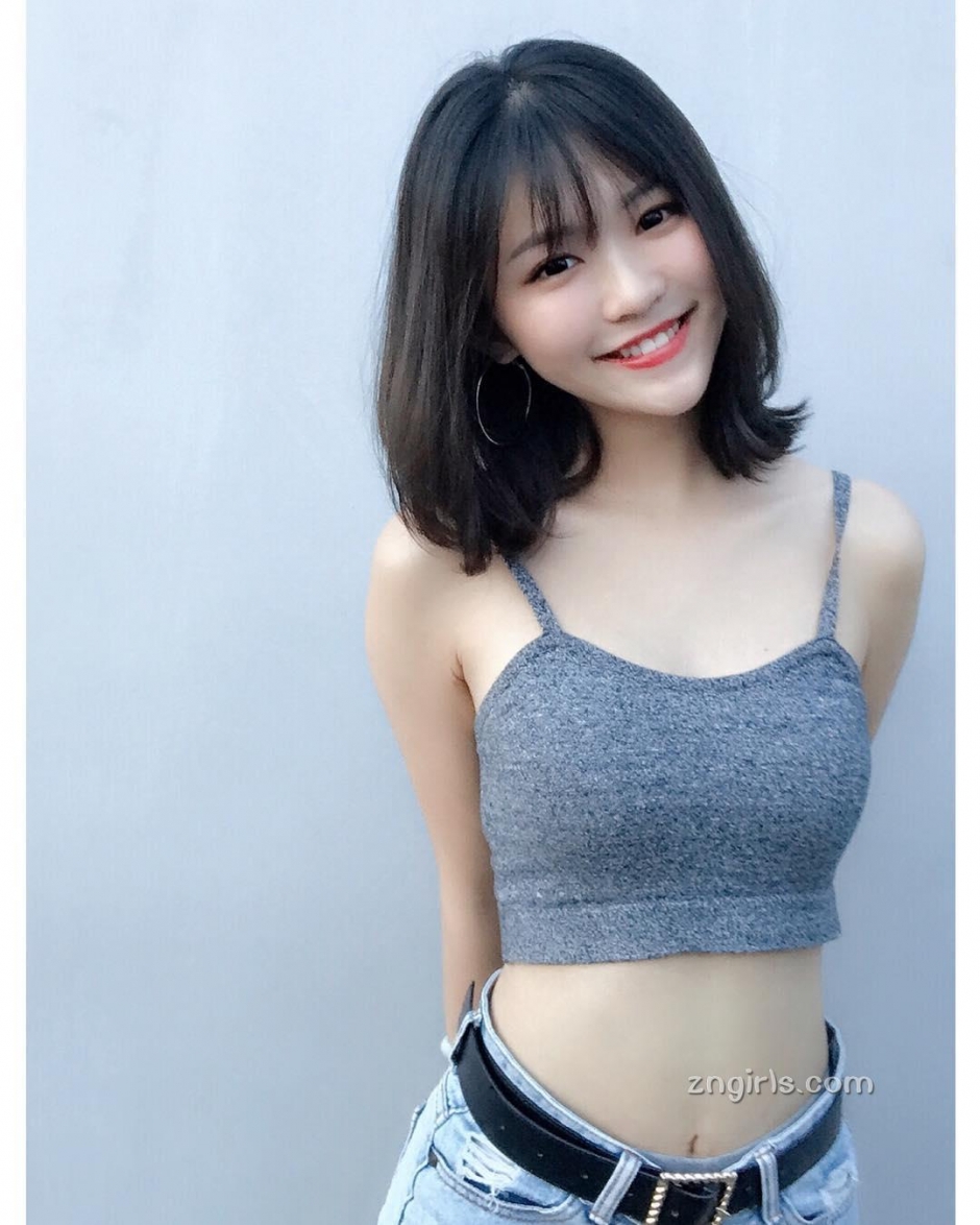 美女模特赵雨晴私房写真清纯迷人