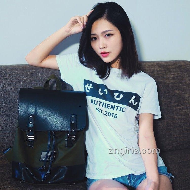 美女模特赵雨晴私房写真清纯迷人