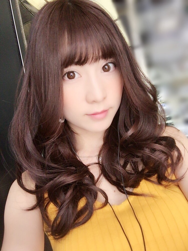 日本赛车女郎堀尾实咲私房写真图片