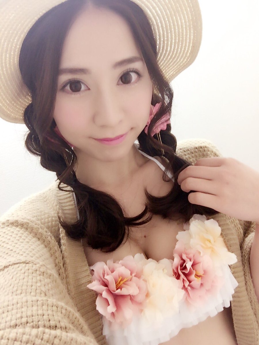 日本赛车女郎堀尾实咲私房写真图片