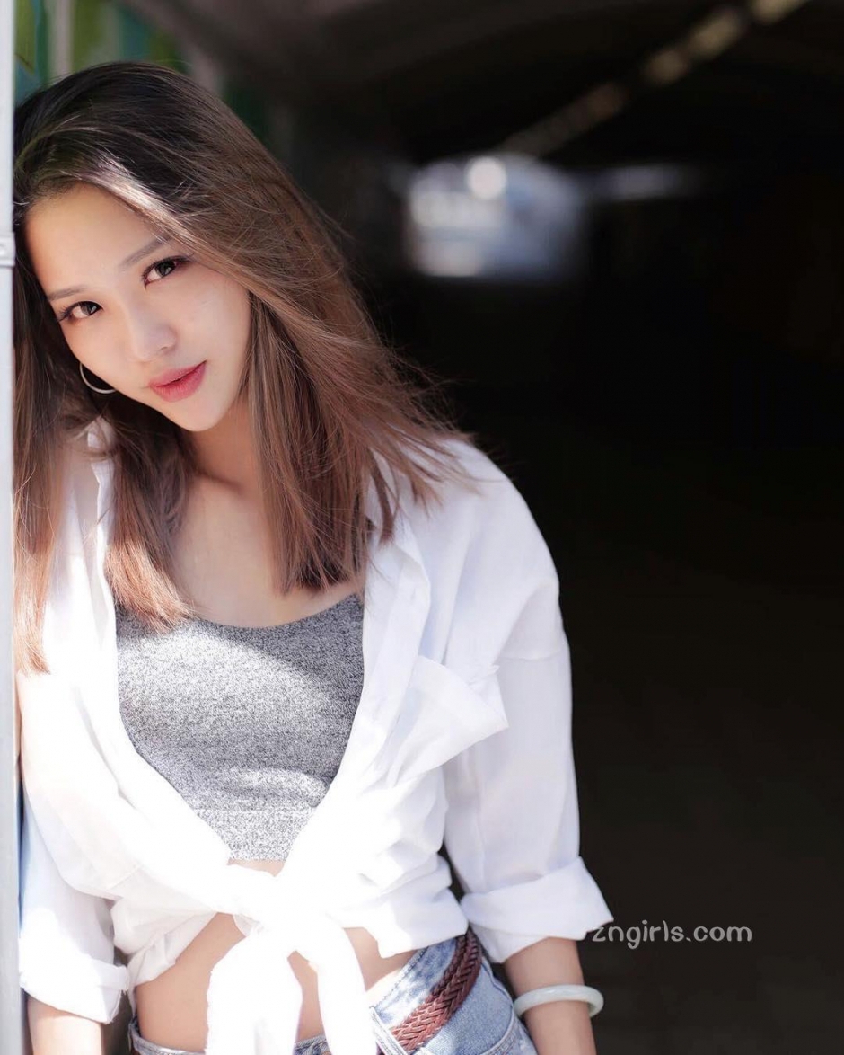 美女模特赵雨晴清纯私房写真