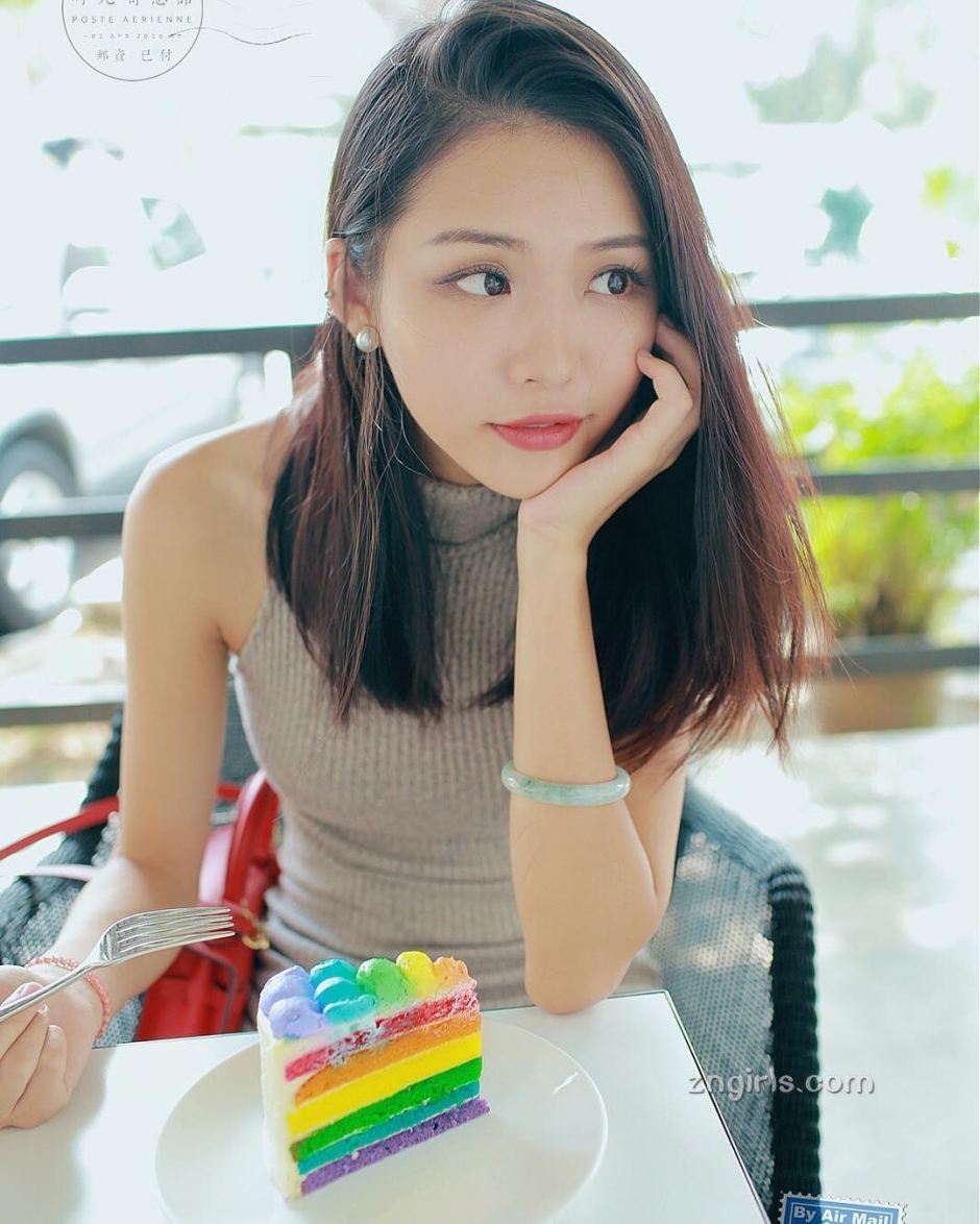 美女模特赵雨晴清纯私房写真