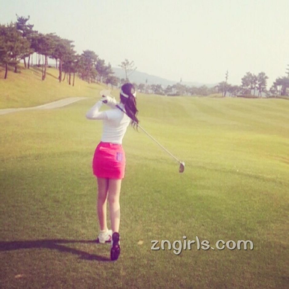 韩国美女Jin Yeyoung自拍美照气质迷人