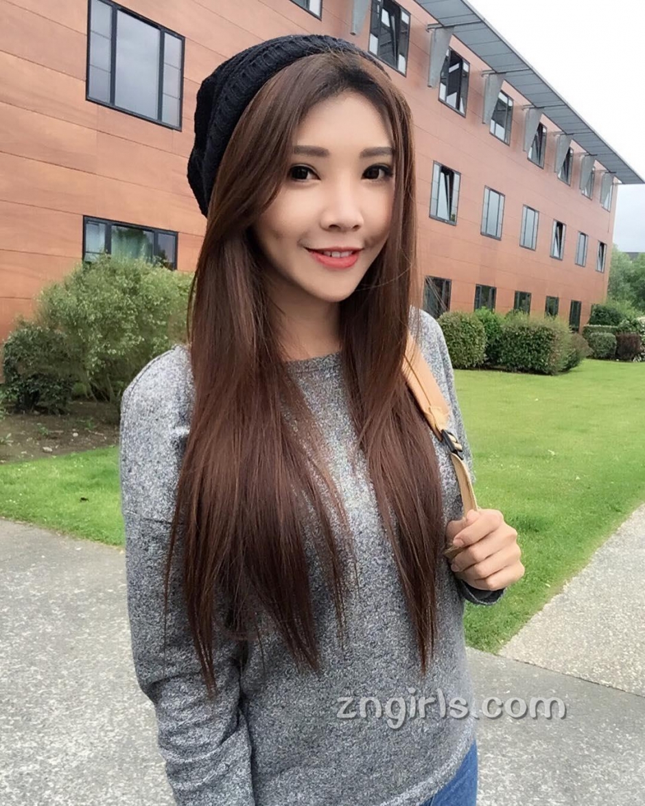 美女模特Mcmandy私房自拍照风情迷人