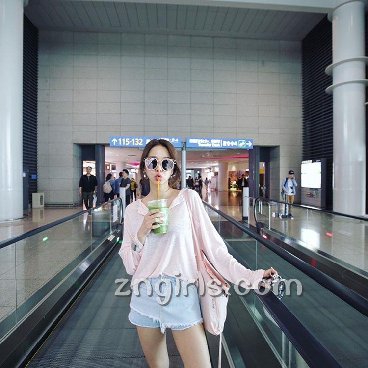 韩国模特池允美生活自拍照气质迷人