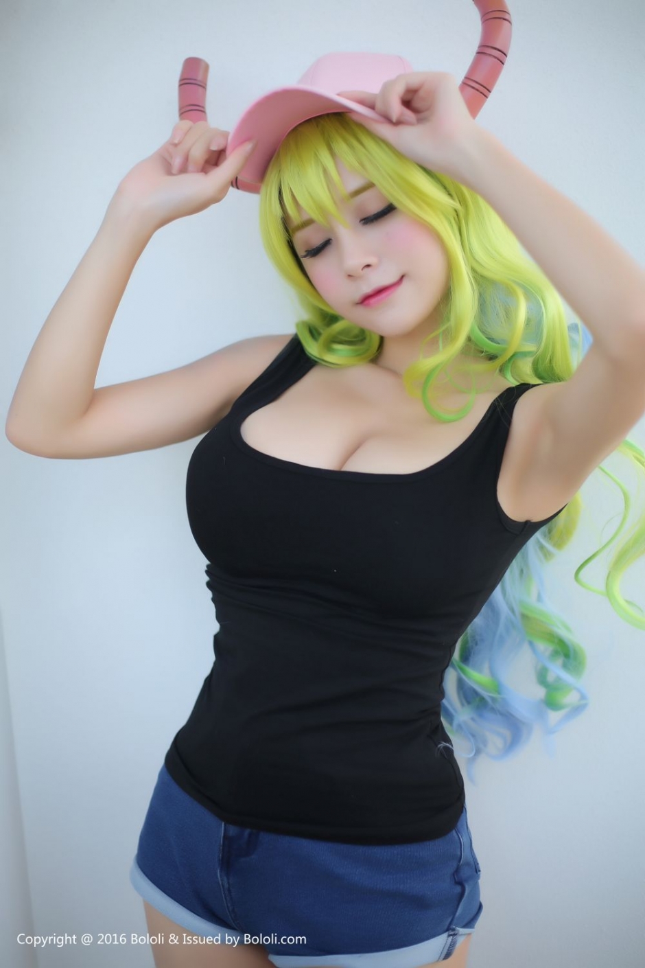 波萝社美女夏美酱cosplay写真巨乳诱人