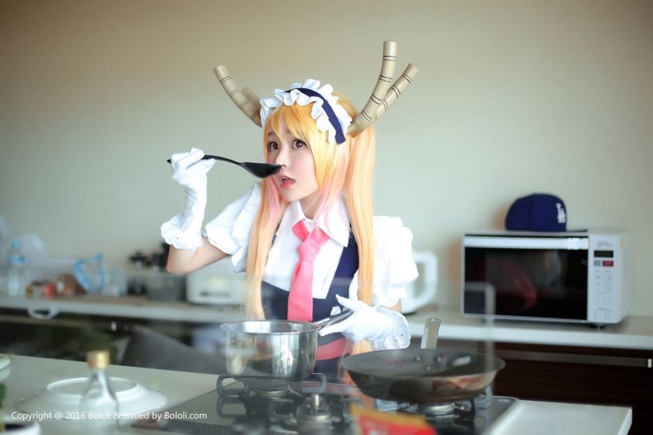 波萝社美女夏美酱cosplay写真巨乳诱人