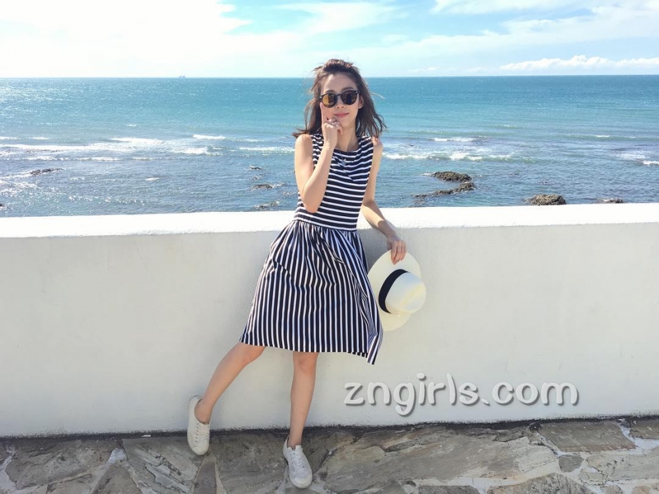 台湾美女校花杨宜臻生活自拍照