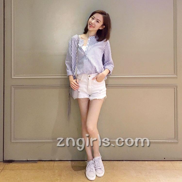 台湾美女校花杨宜臻生活自拍照