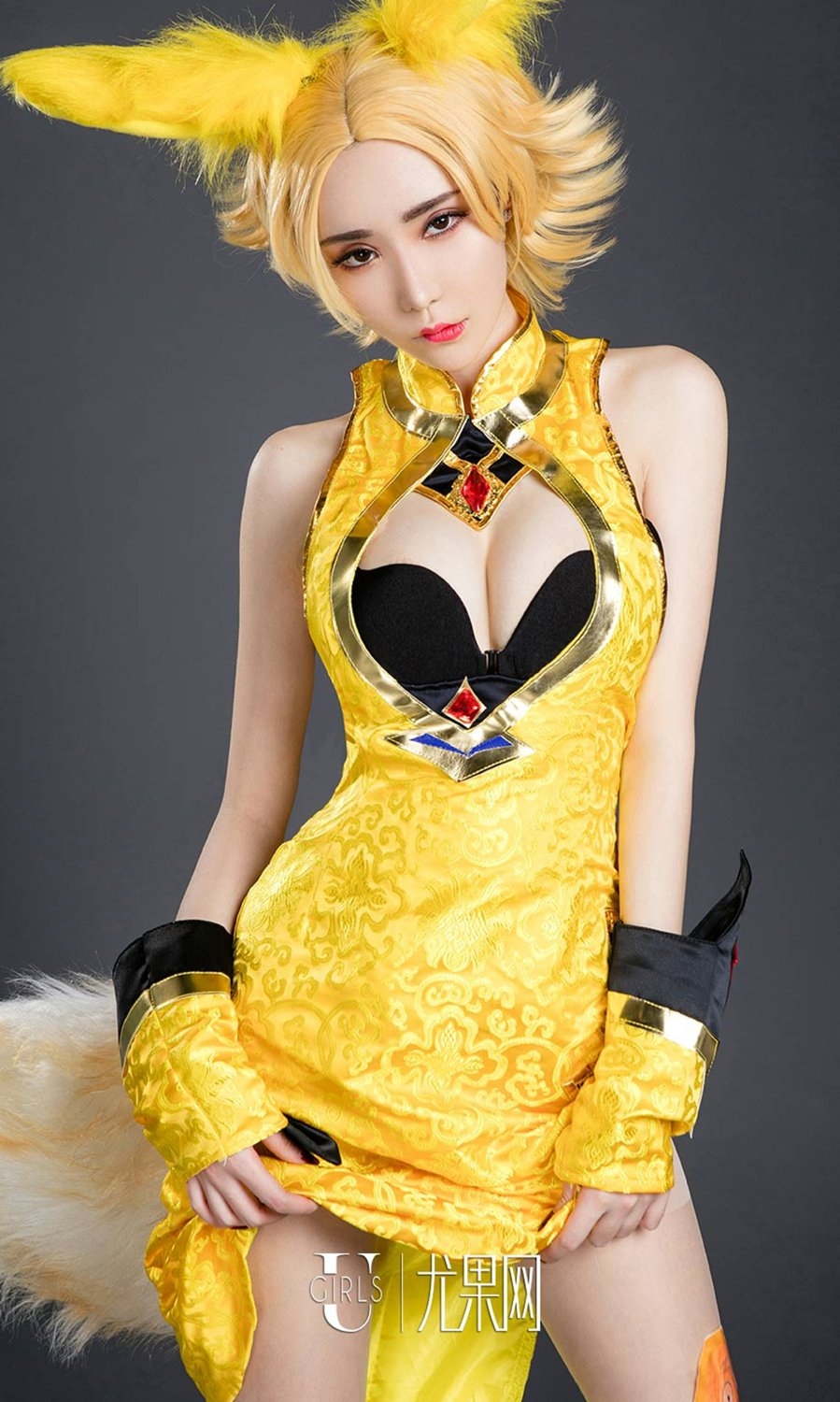 cosplay美女萌琪琪性感写真美胸诱人