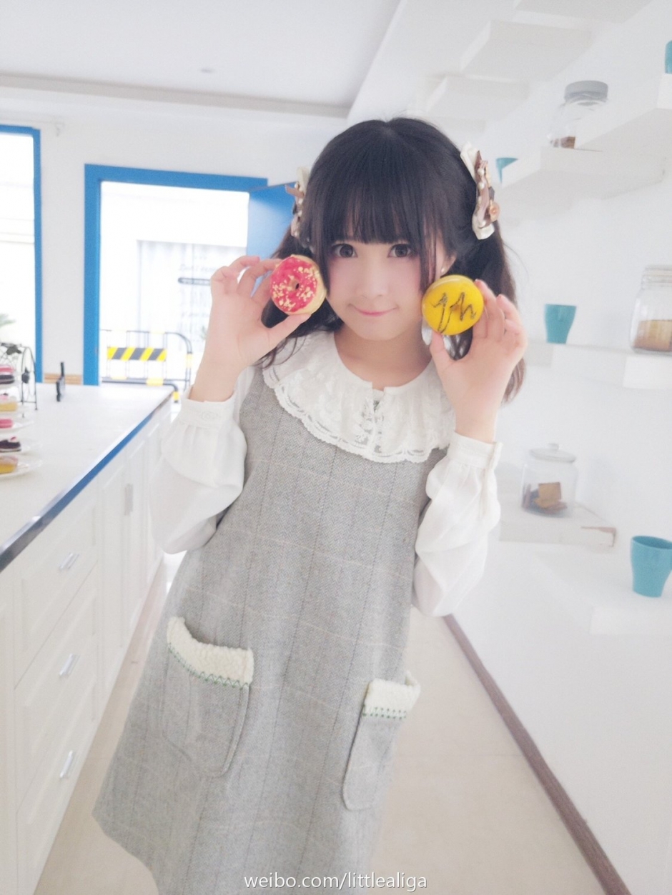 萝莉美女矮乐多Aliga私房美照可爱迷人