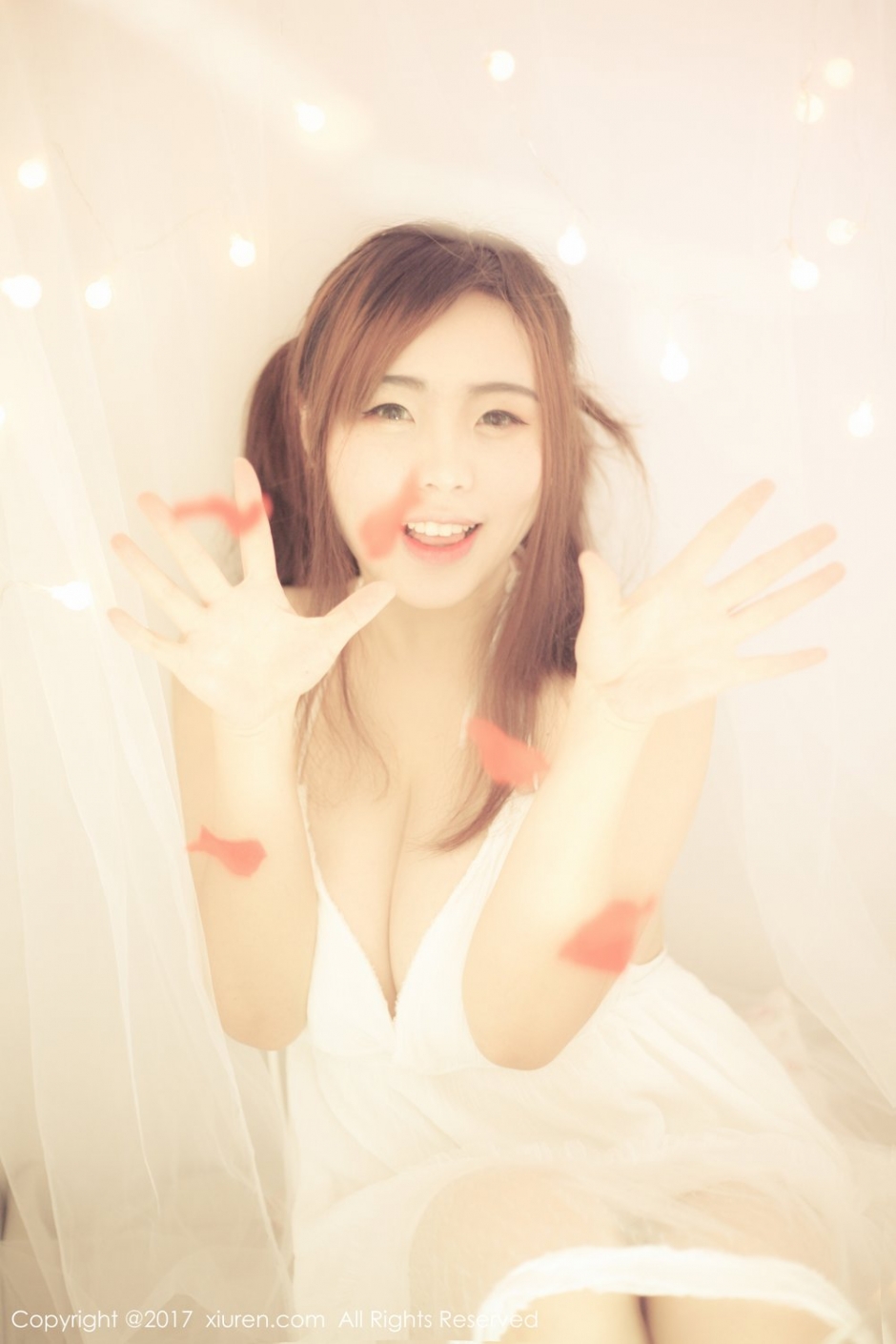 平面模特米爱Demon家居唯美写真美胸诱人