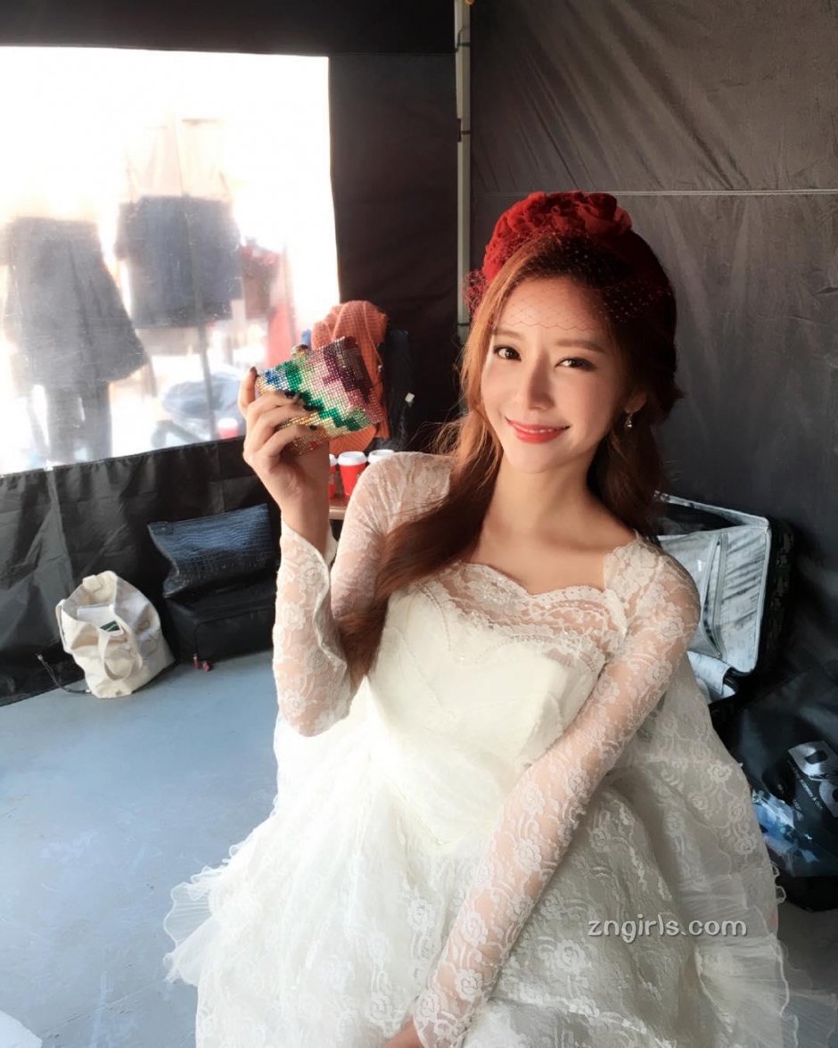 韩国模特金贞延生活美照气质迷人