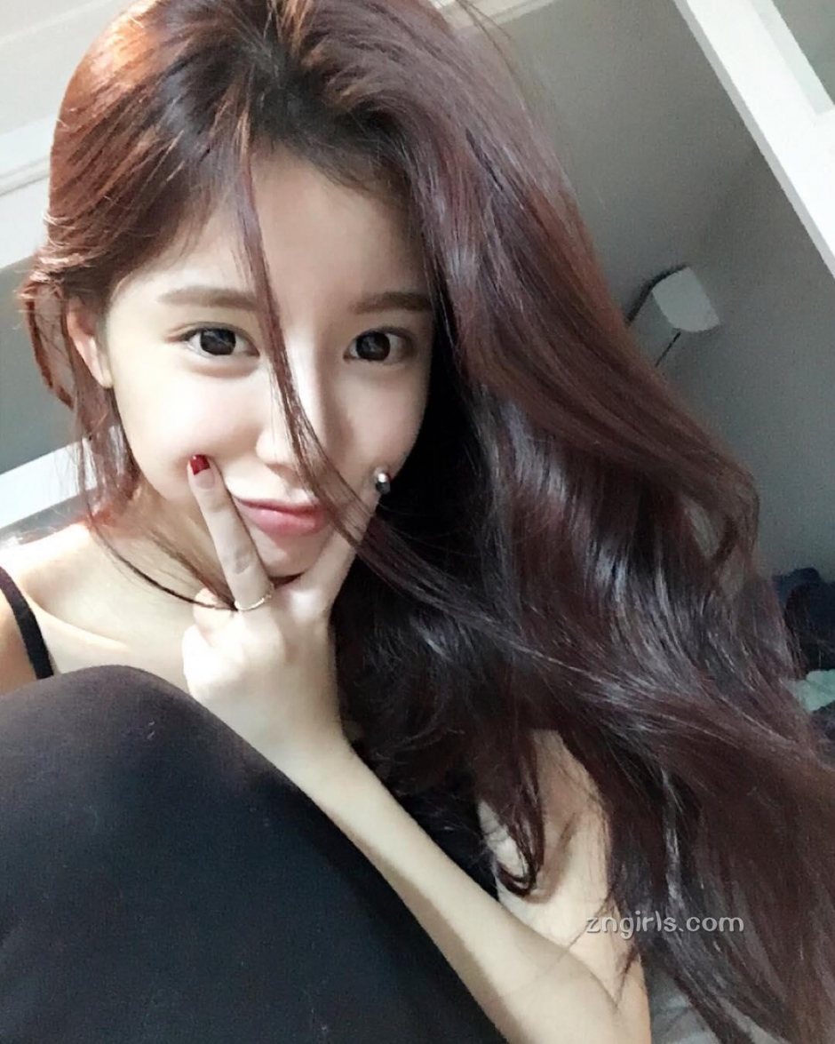 韩国模特金贞延生活美照气质迷人