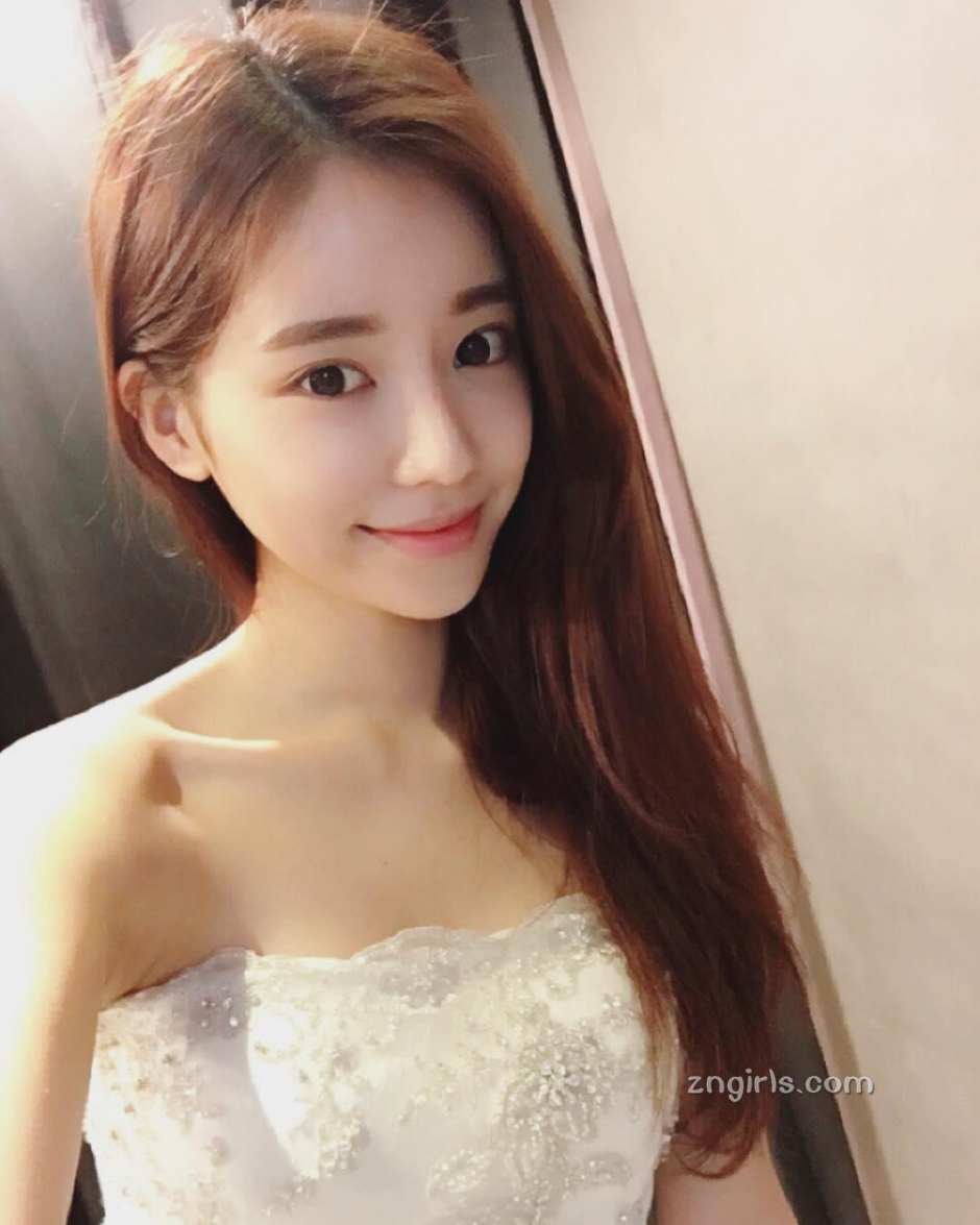 韩国模特金贞延生活美照气质迷人