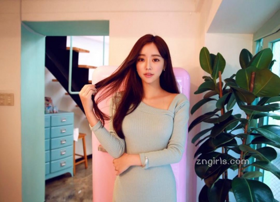 韩国模特金贞延生活美照气质迷人